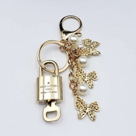 Authentic Louis Vuitton Lock & Key with unbranded Bagcharm, Keycharm, Keychain - Picture 4 of 5